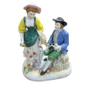 Vintage Figurine Man and Woman Detailed Porcelain? Ceramic? KA Made In Japan